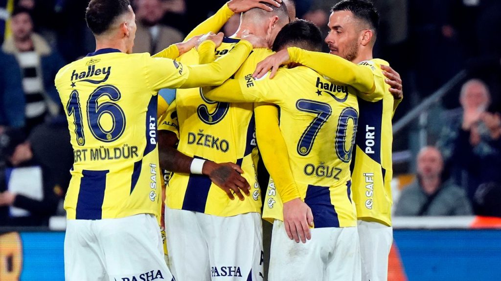 Fenerbahçe, Beşiktaş Derbisinde Deplasmandaki Yenilmezlik Serisini Koruyabilecek mi?