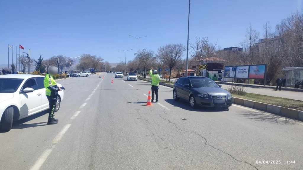 Van’da 31 araç trafikten men edildi: İşte nedeni