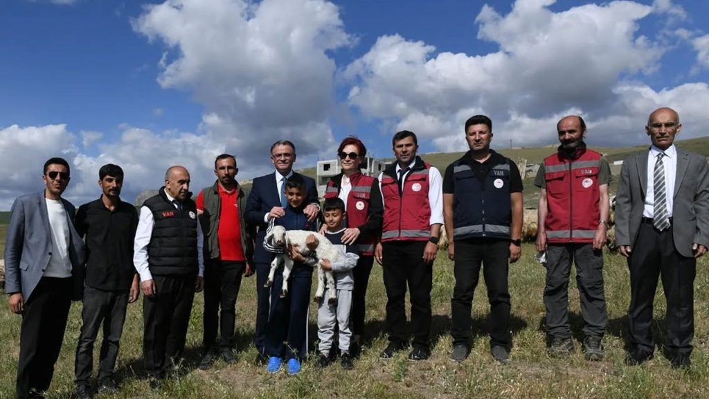 Van’da Çiftçiye Dev Destek!