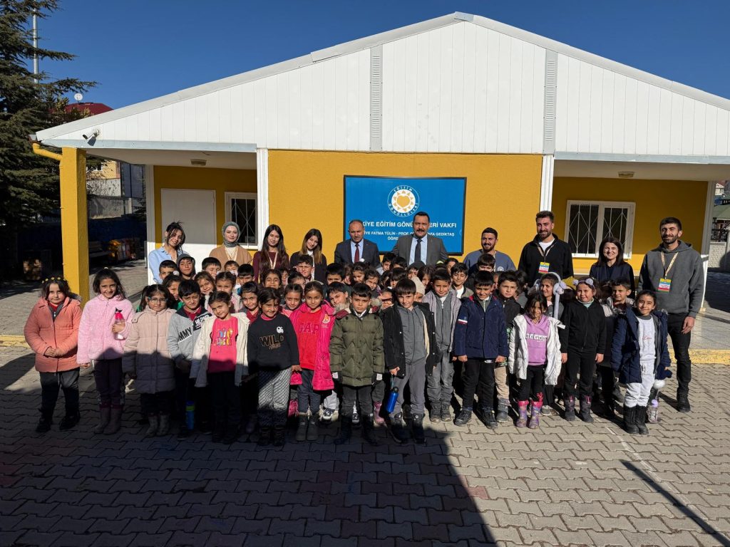 Vanlı Çocuklar TEGV’de Nitelikli Eğitim Almaya Devam Ediyor